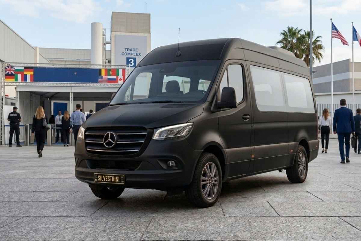 Mercedes Sprinter di Silvestrini Chauffeur Service per eventi aziendali e fiere